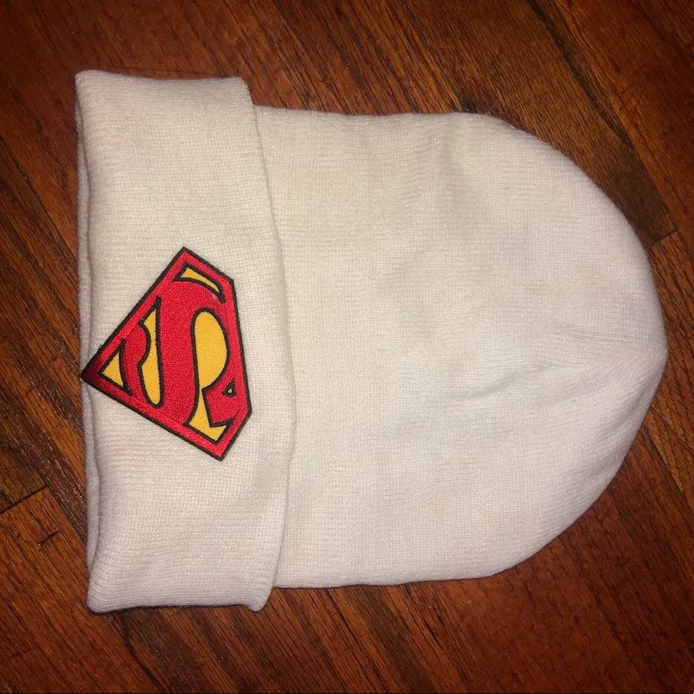 White superman beanie